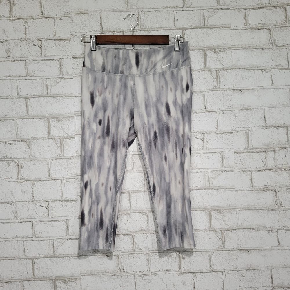 NIKE gray printed leggings